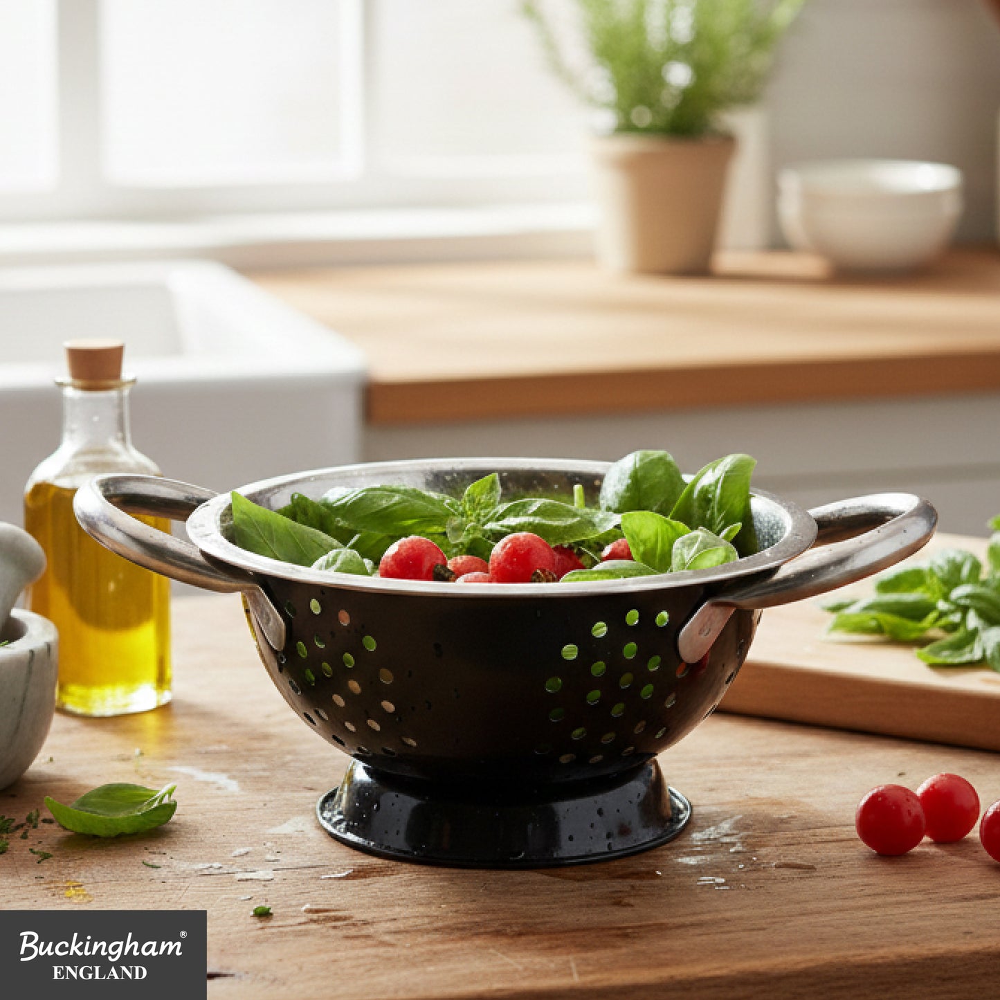 Buckingham Stainless Steel Deep Colander Black