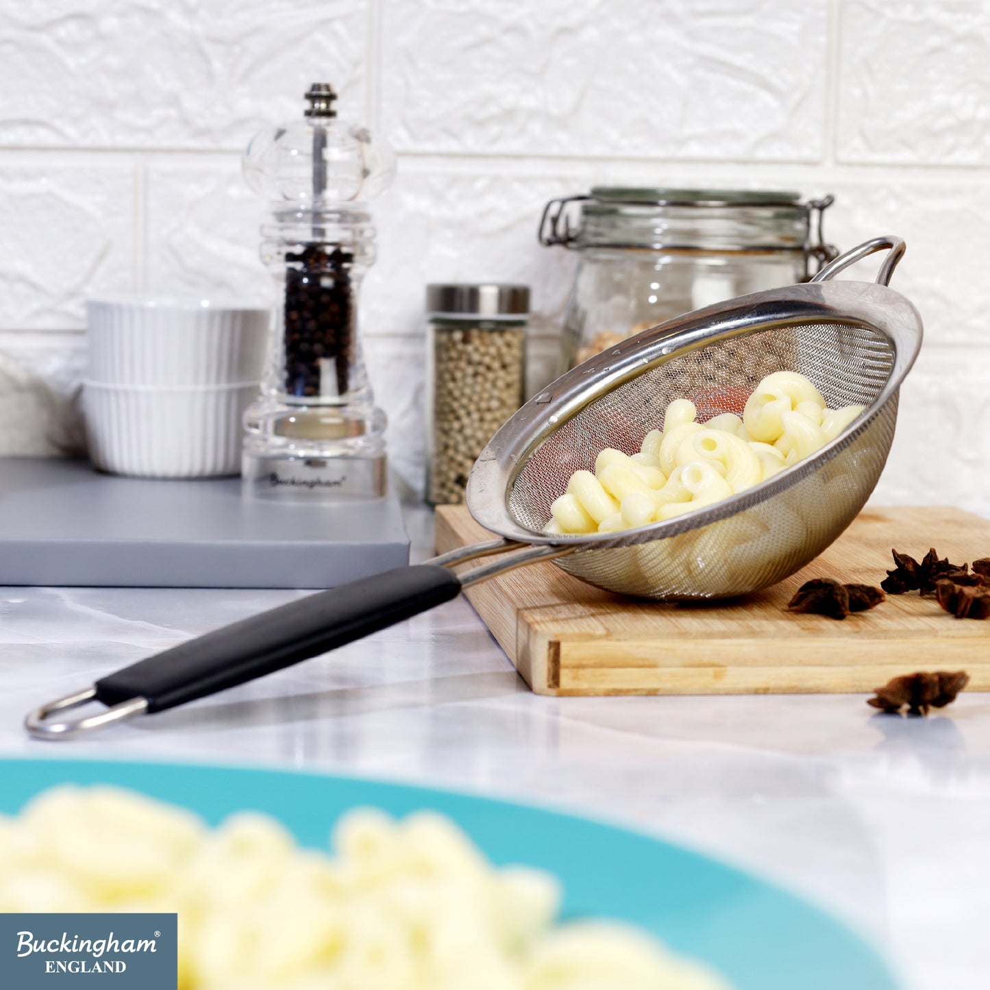 Buckingham Stainless Steel Fine Mesh Strainer with Black Handle