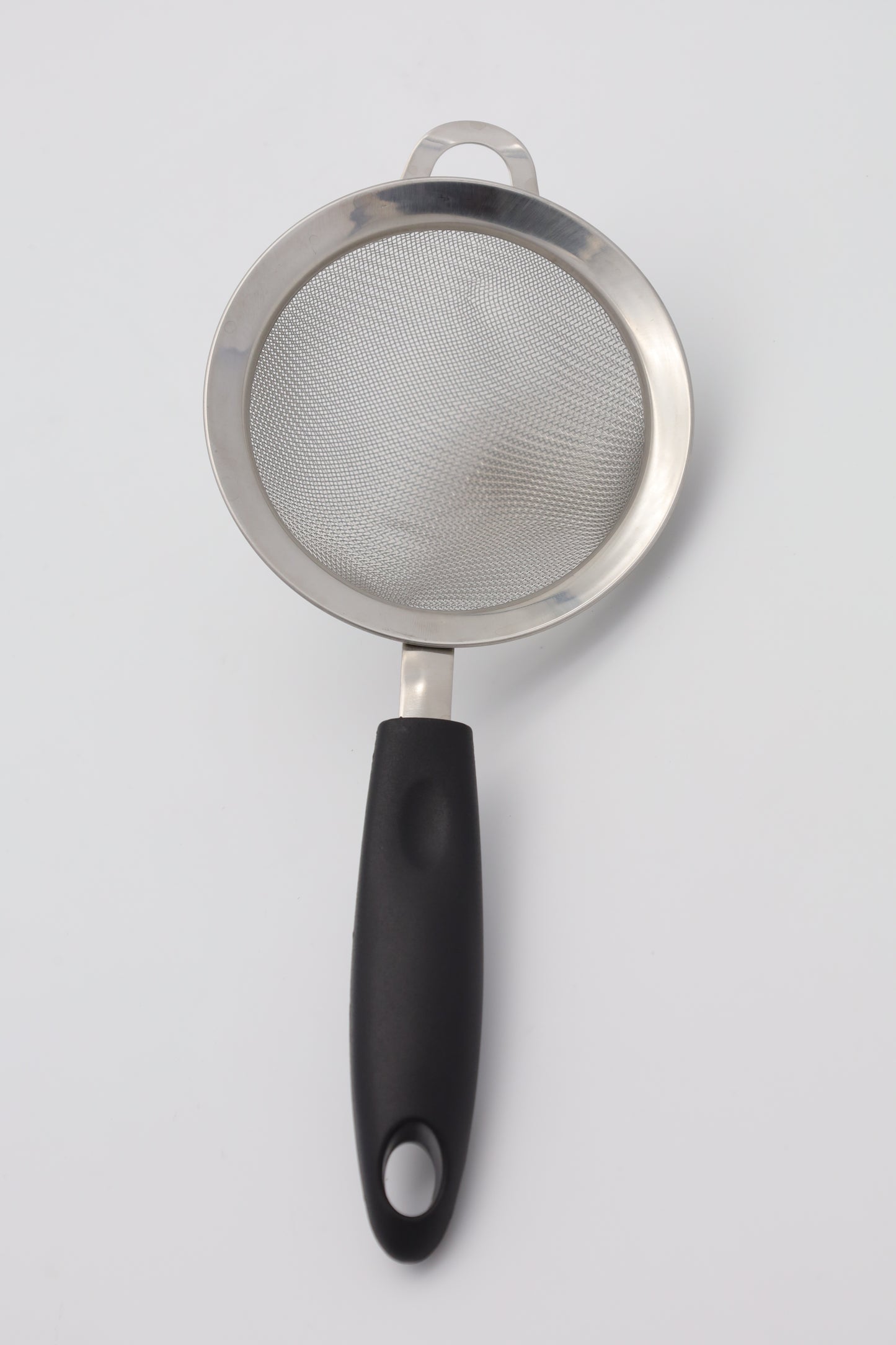 Stainless Steel Fine Mesh Strainer/Sieve with Easy Grip Black Handle – 10cm, 16cm, 20cm Sizes.