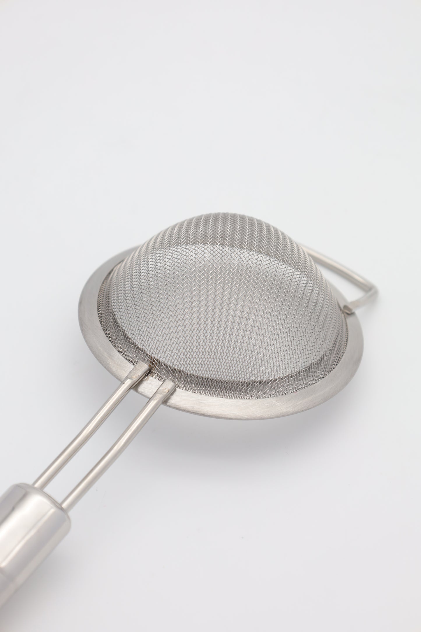 Stainless Steel Fine Mesh Sieve with Oval Handle – Durable Strainer Set (8cm, 14cm, 16cm, 20cm) for Tea, Coffee, Juice & Sifting – Easy Grip Oval-Shaped Handle for Comfort and Control.